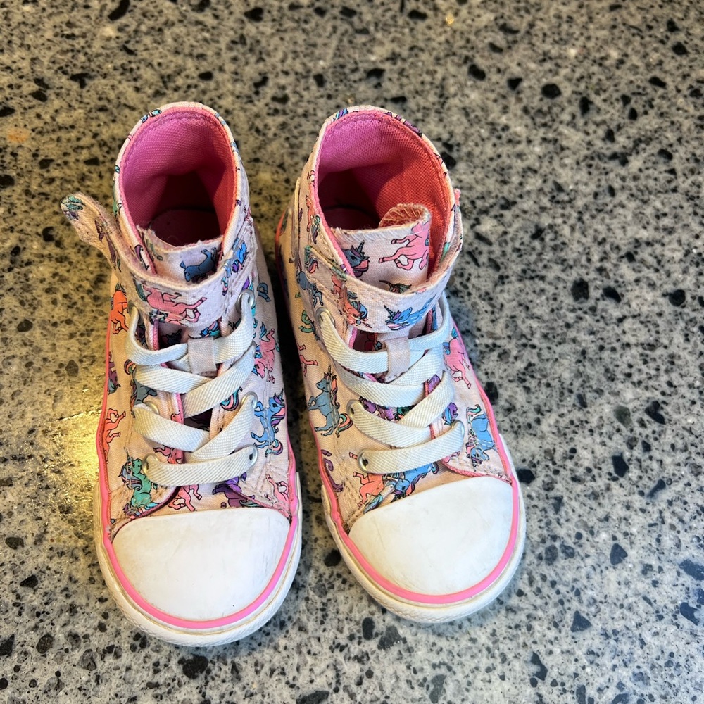 Toddler 9 converse high top